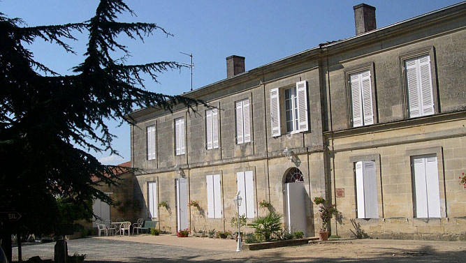 HUMIDEXPERT - Intervention dans le Château SAUMAN à Villeneuve Région de Bordeaux, Blayais et Bourgeais